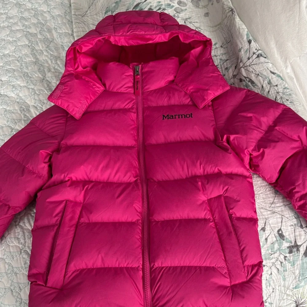 Marmot Vibrant Pink Down Jacket - Picture 3 of 5